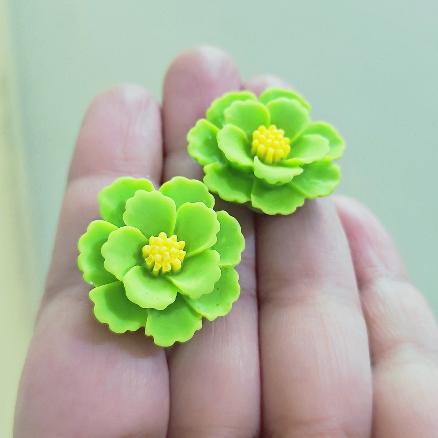 Boho-style handcrafted clay earrings – unique artisanal accessory perfect for casual and festive looks