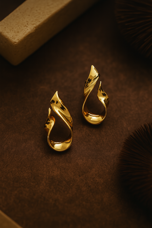 Gold-plated anti-tarnish hoop earrings with elegant twisted teardrop design