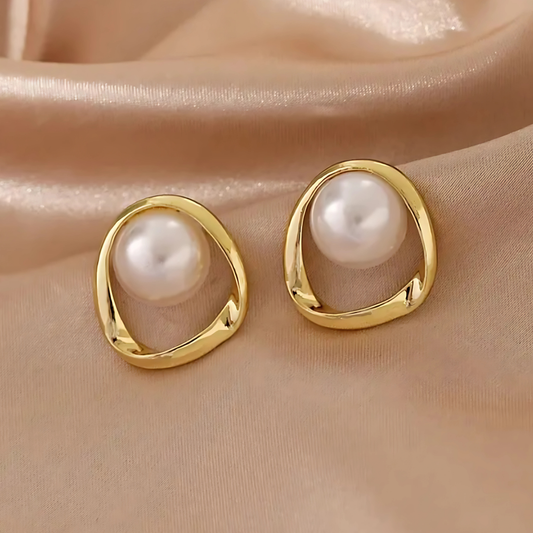 Gold Tone Abstract Circle Single Pearl Studs