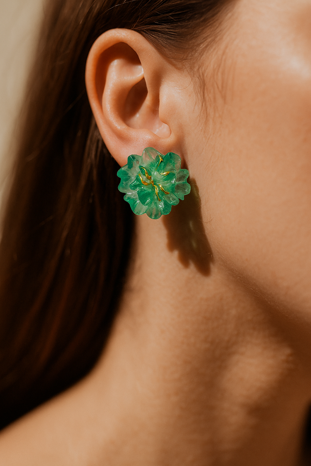 Artisan-crafted green ice bloom earrings – stylish resin flower studs with golden accents