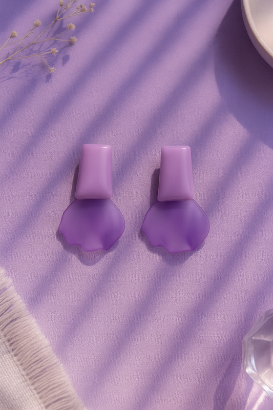 Lavender resin drop earrings with abstract petal design – trendy anti-tarnish fashion jewelry for women.